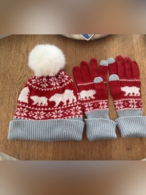 Vera Bradley Hat & Gloves